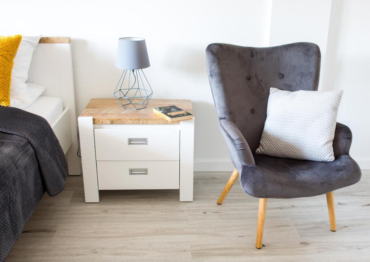 Apartament Rodzinny Леско Екстериор снимка