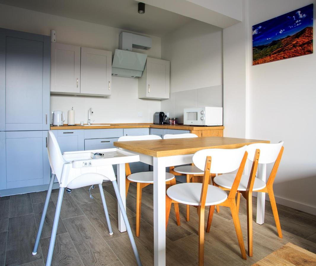 Apartament Rodzinny Леско Екстериор снимка