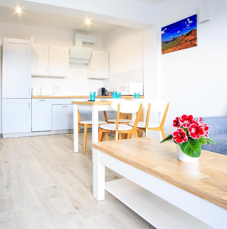 Apartament Rodzinny Леско Екстериор снимка